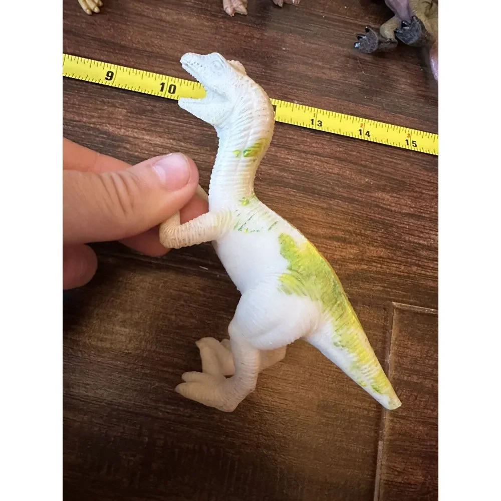 Lot Of‎ Assorted Small Plastic Dinosaur Toy Figures Various Sizes